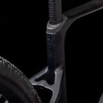 Cube-Nuroad-Hybrid-C-62-SLX-400X-compressed.jpg