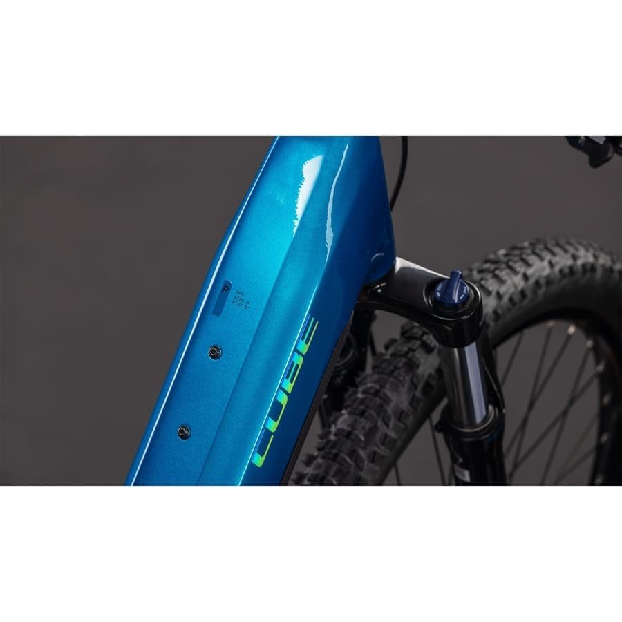 Cube-Reaction-Hybrid-Performance-600-4.jpg