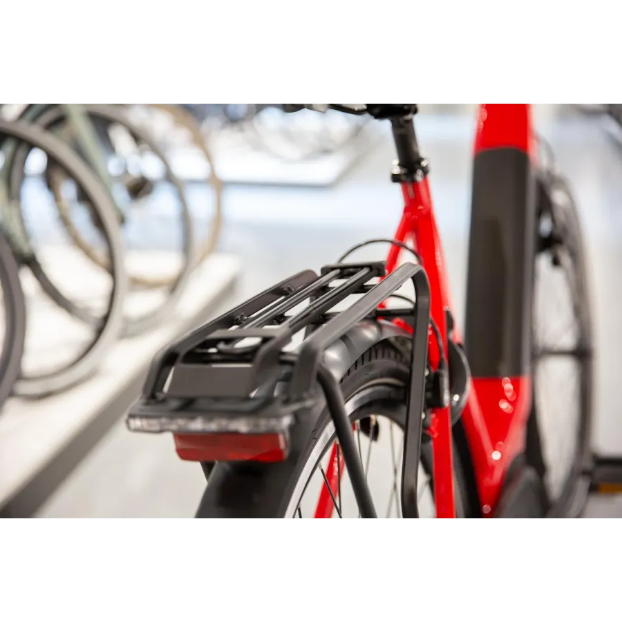 VTC-electrique-Gazelle-Ultimate-C8-HMB-4.webp