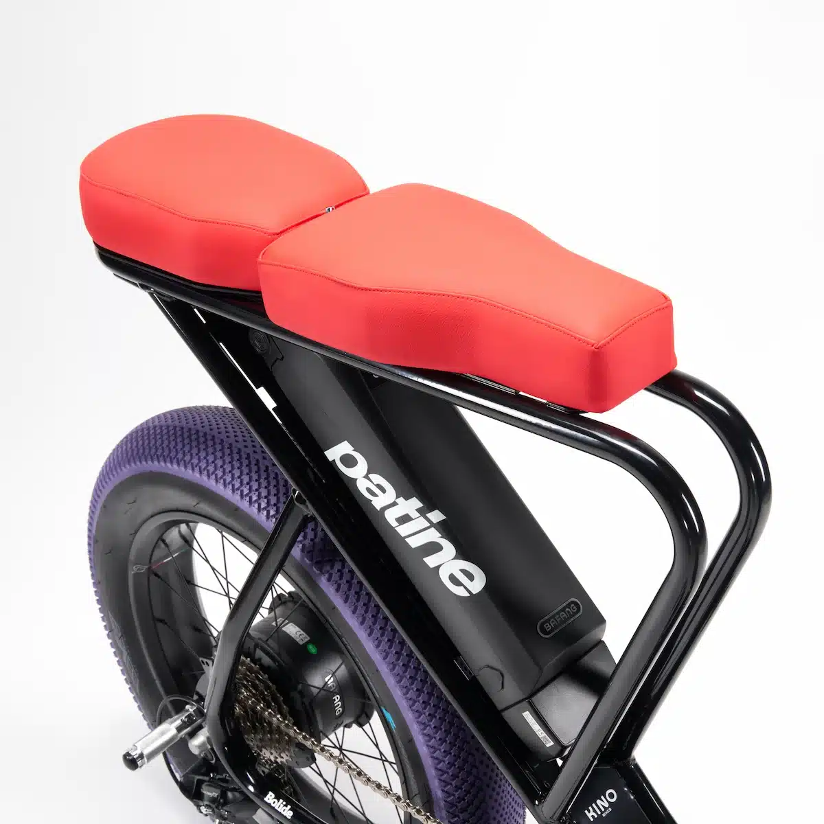 Velo-cargo-electrique-le-Bolide-x-Patine-3.webp