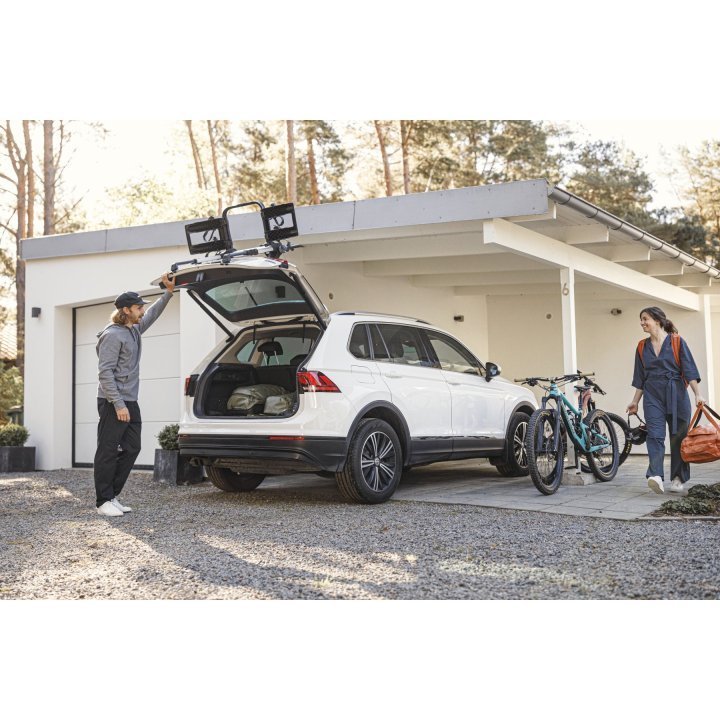 thule-outway-platform-2-boot-bike-rack-for-2-bikes-9-975048.jpg