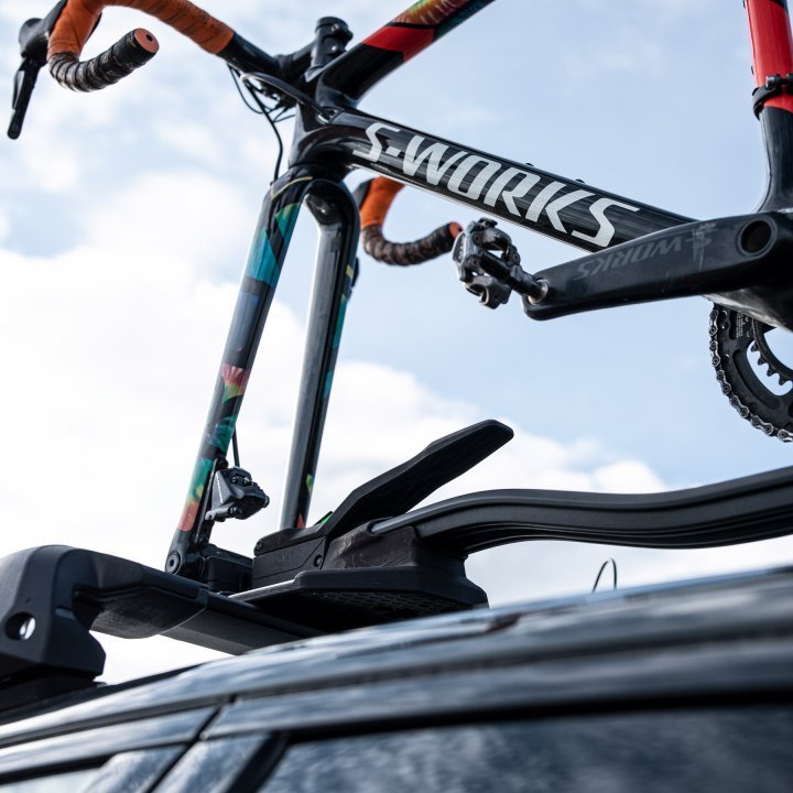 thule-topride-roof-bike-rack-black-17-1314639.jpg