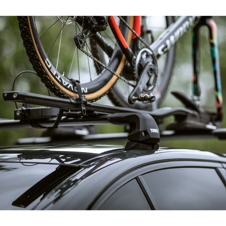 thule-topride-roof-bike-rack-black-21-1314644.jpg